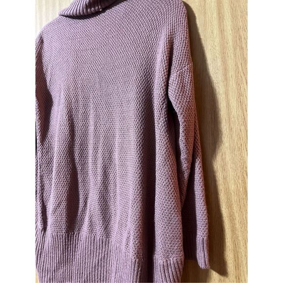 Pink Rose Mauve Cardigan Woman’s Size Small 100% Acrylic- Hole See photo/ Descri - Picture 12 of 14